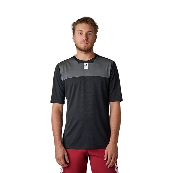 Pánský cyklistický dres FOX Defend SS Jersey Black 30998-001 25/26