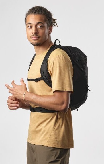 Sportovní Batoh Salomon Trailblazer 10 LC2182900 Black/Alloy 25/26